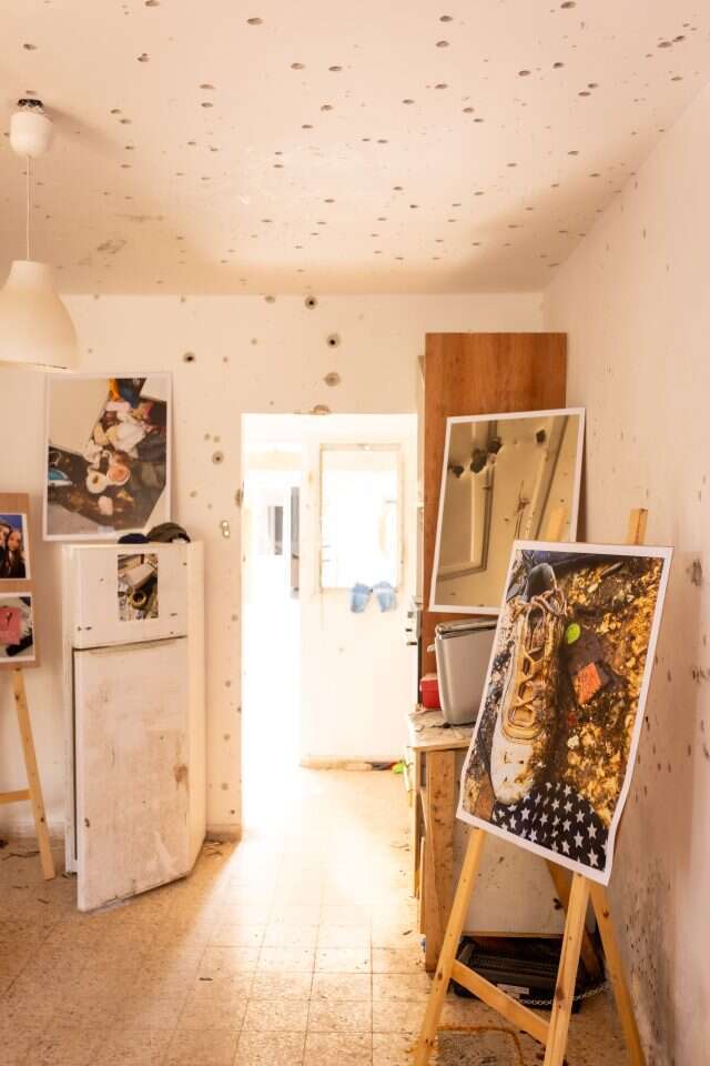 מיצג וידאו בחדר השינה. התערוכה המצמררת. | אריק סולטן מיצג וידאו בחדר השינה. התערוכה המצמררת. | אריק סולטן