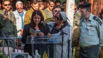 הצבא מעמיד את המשפחות במרכז, ובצדק. | פלאש 90 הצבא מעמיד את המשפחות במרכז, ובצדק. | פלאש 90