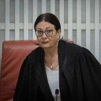 חיות. | חיים גולדברג, פלאש 90