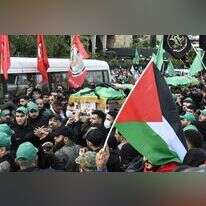 הלווייתו של סאלח אל־עארורי, השבוע. | EPA