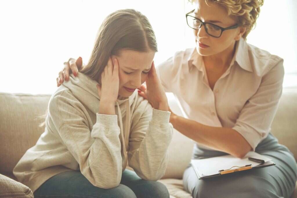 שיח מעורר אתגר מייצר התמודדות וחוסן. אילוסטרציה: שאטרסטוק