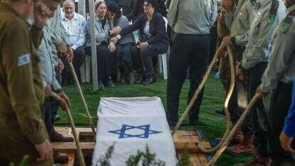 הלווייתו של רועי יוחאי יוסף מרדכי, שנפל בקרב בעזה. | מרים אלסטר, פלאש 90