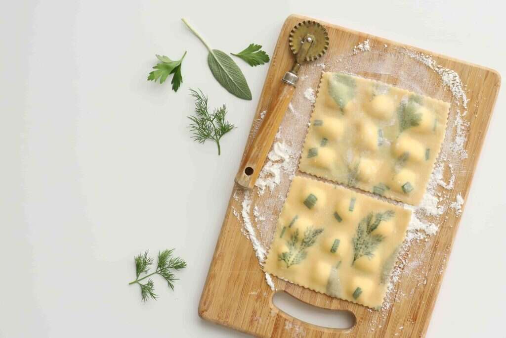 רביולי עשבי תיבול. | אפרת ליכטנשטט