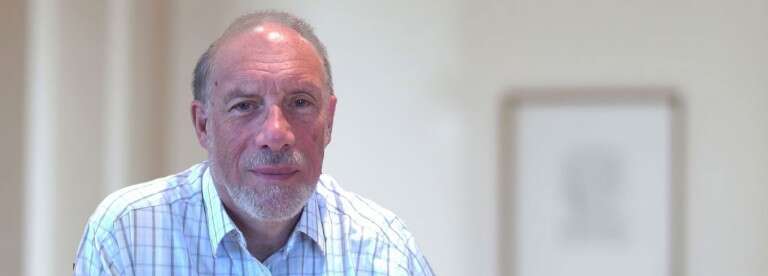 פרופ' מלקולם שואו. | Essex Court Chambers