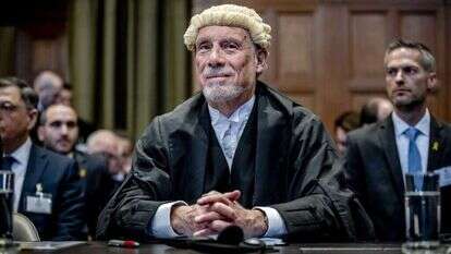 מלקולם שו היום, בבית הדין בהאג. | EPA