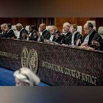 צוות השופטים בבית הדין בהאג. | EPA