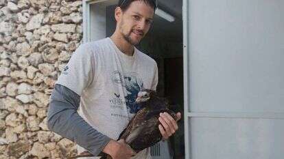 ד"ר רון אפרת. | עדי אשכנזי