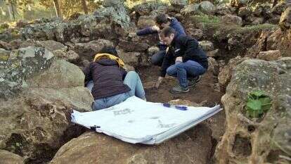 החפירה בהרי יהודה בה נחשף המטבע הנדיר. | אמיל אלדג'ם רשות העתיקות