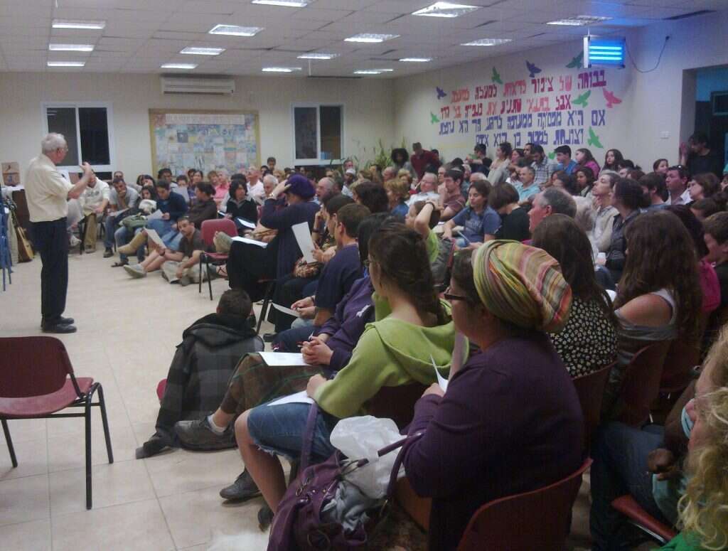 "הוא תמיד אמר שהטרגדיה הכי גדולה של הציונות הייתה שבעטה ב'לימוד לשמו'". אהוד לוז בערב הורים במכינת עין פרת