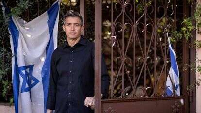 יועז הנדל. | אריק סולטן יועז הנדל. | אריק סולטן