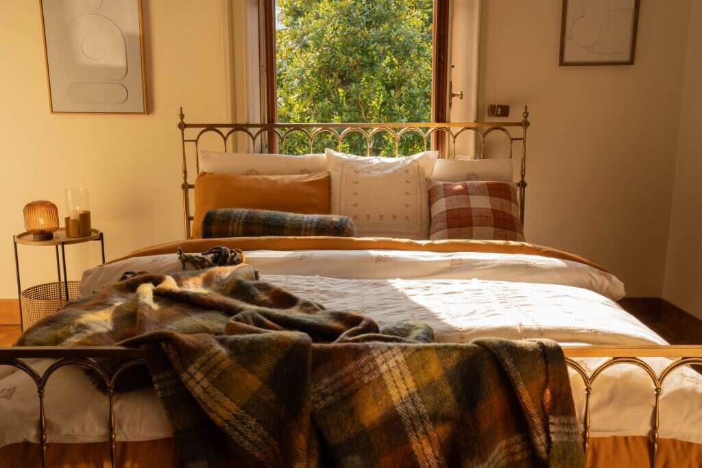 שמיכת טלויזיה של גולף אנד קו. | יח"צ