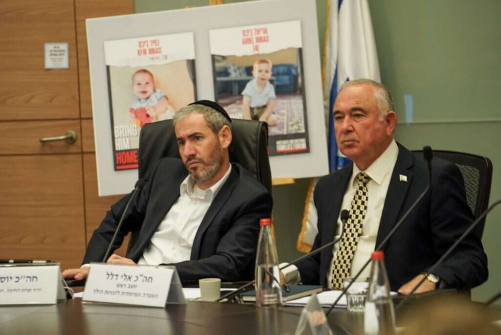 חברי הכנסת יוסף טייב ואלי דלל בדיון בכנסת, היום. | דני שם טוב, דוברות הכנסת