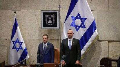 נשיא המדינה יצחק הרצוג (שמאל) ויו"ר הכנסת אמיר אוחנה. | נועם מושקוביץ/דוברות הכנסת