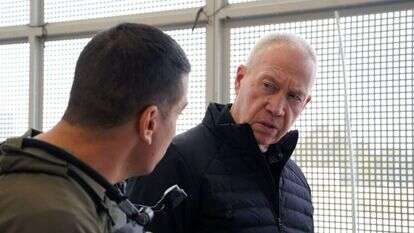 שר הביטחון יואב גלנט בביקור ביחידת יהל"ם. | אריאל חרמוני, משרד הביטחון