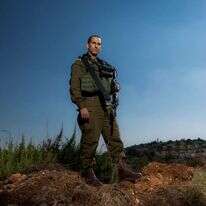 אל"מ אורי לוי. | אריק סולטן