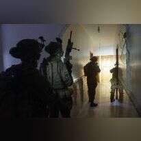 חיילי צה"ל במנהרה מתחת לחאן יונס. | AFP