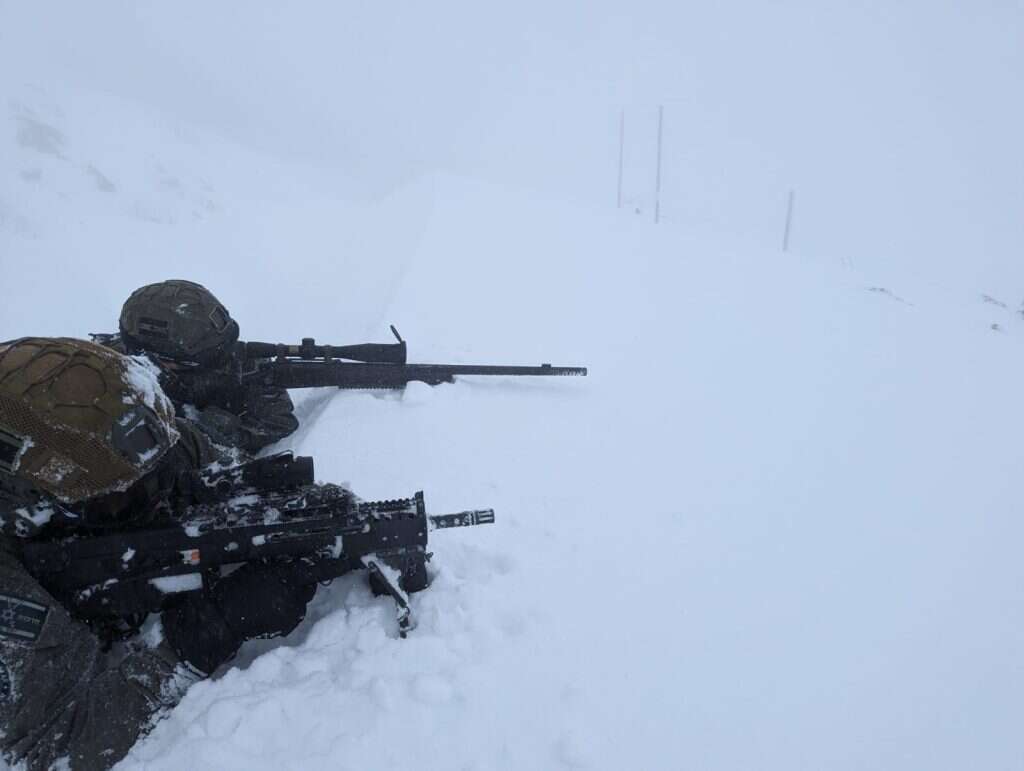 חיילים המשרתים בחרמון. | Lucas.Lior_Ronin