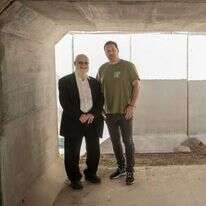 הרב איתן איזמן ואייל נווה. | נעמה גרינבאום