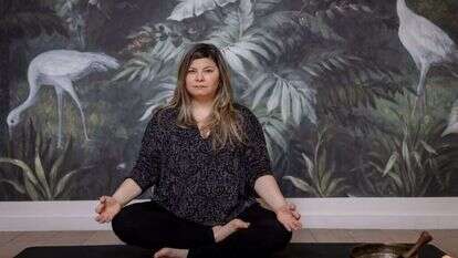 אוריאנה גולן, מורה ליוגה. | אריק סולטן