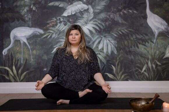 אוריאנה גולן, מורה ליוגה. | אריק סולטן אוריאנה גולן, מורה ליוגה. | אריק סולטן