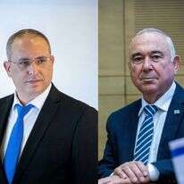 חברי הכנסת אלי דלל (מימין) ואליהו רביבו. צילומים: יונתן זינדל, פלאש 90