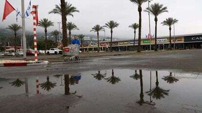 התושבים מפונים כבר ארבעה חודשים. קריית־שמונה, לפני כחודש. | איי.אף.פי