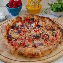 פיצה נאפוליטנית. | רויטל פדרבוש