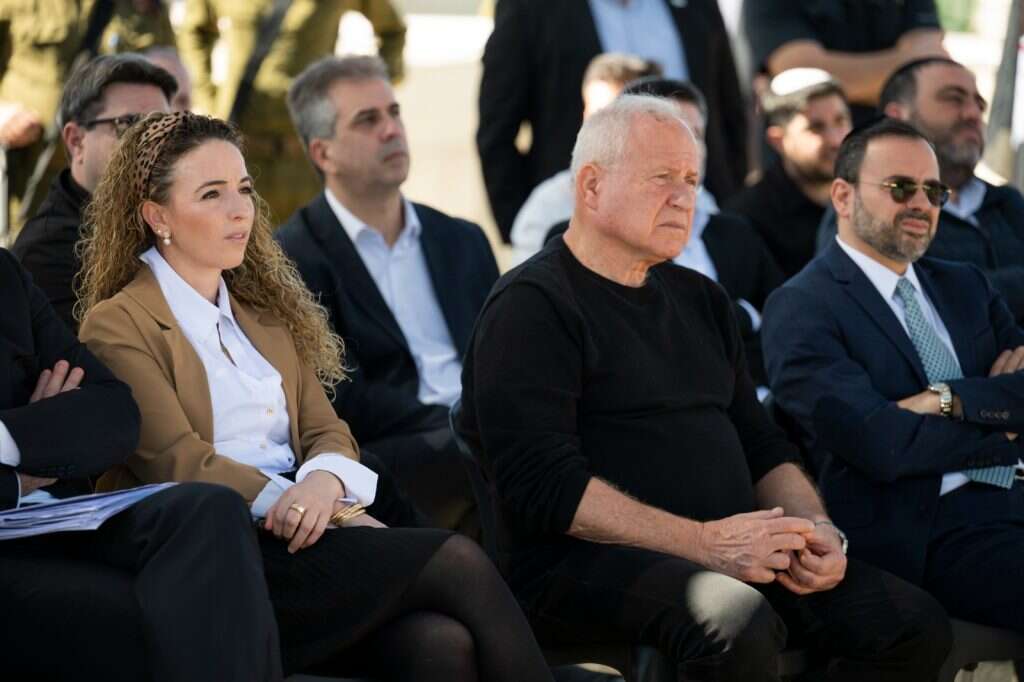 שרי הממשלה במחנה עמנואל, היום שרי הממשלה במחנה עמנואל, היום