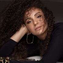 יובל דיין עטיפת האלבום "ניגונים". | טל עבודי