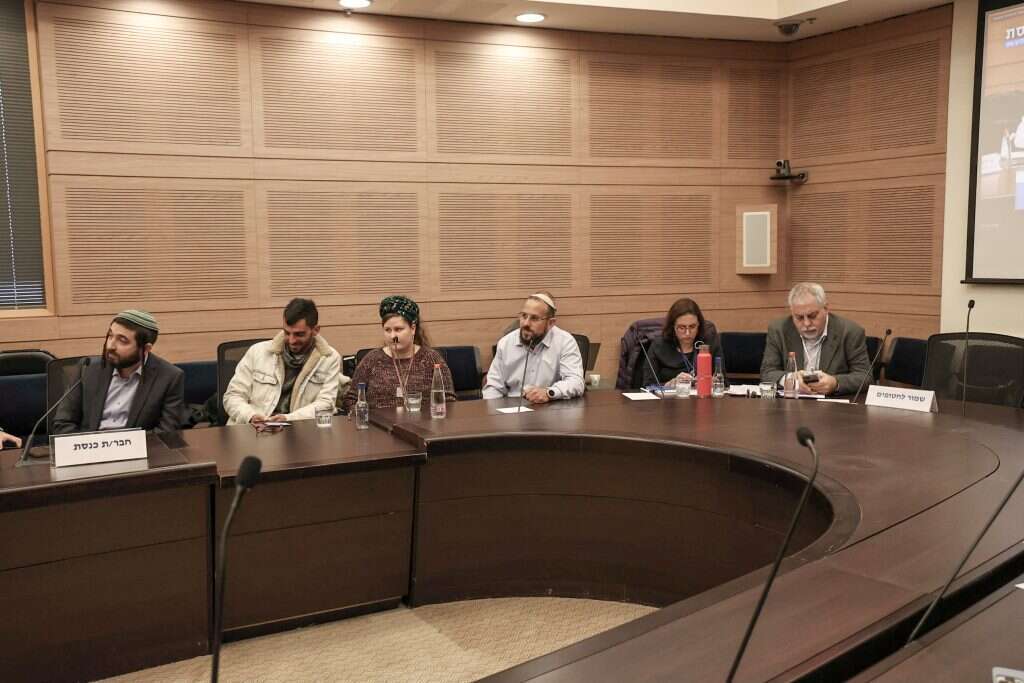 ועדת הכלכלה, היום. | דוברות הכנסת, דני שם טוב