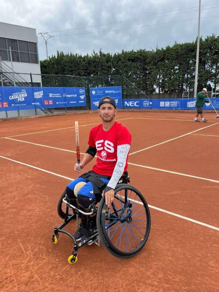 מחובר לזהות היהודית והישראלית. ששון בתחרות. צילומים: באדיבות המרואיין