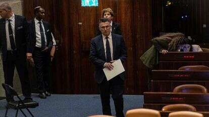 גדעון סער. | אורן בן־חקון