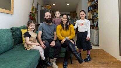 משפחת מיכאלשווילי, מבועים. | לירון מולדובן