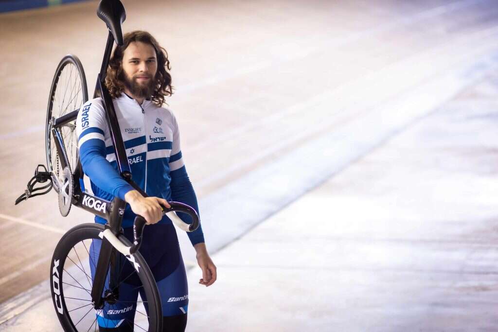 ספורט ונגינה. מיכאל יעקובלב. | אריק סולטן