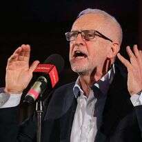 בניגוד לעבר, האנטישמיות רחוקה מלהיות נחלת הימין בלבד. יו"ר מפלגת הלייבור הבריטית, ג'רמי קורבין. | איי.אף.פי