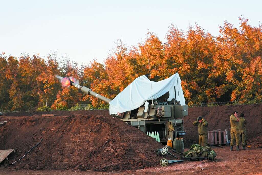טילים מתקדמים אינם תחליף לארטילריה "טיפשה". תותחנים בגבול לבנון. | דוד כהן, פלאש 90