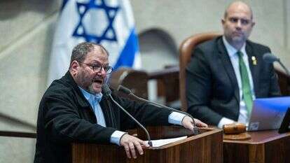 עופר כסיף בכנסת בדיון על הדחתו, ביום שני. | יונתן זינדל, פלאש 90