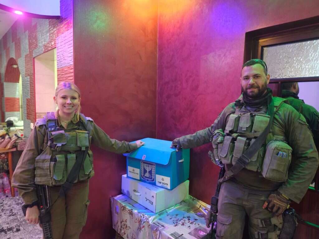 "ועדת הקלפי" בבחירות לרשויות המקומיות בשכונת זייתון בעזה. | אסף גבור