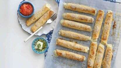 בורקס גבינה מטורטייה. | אפרת ליכטנשטט בורקס גבינה מטורטייה. | אפרת ליכטנשטט