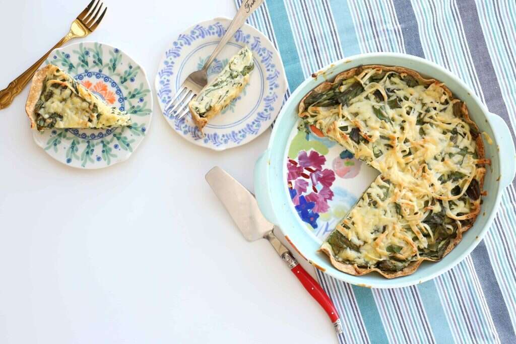 מאפה מנגולד וטורטיות. | אפרת ליכטנשטט