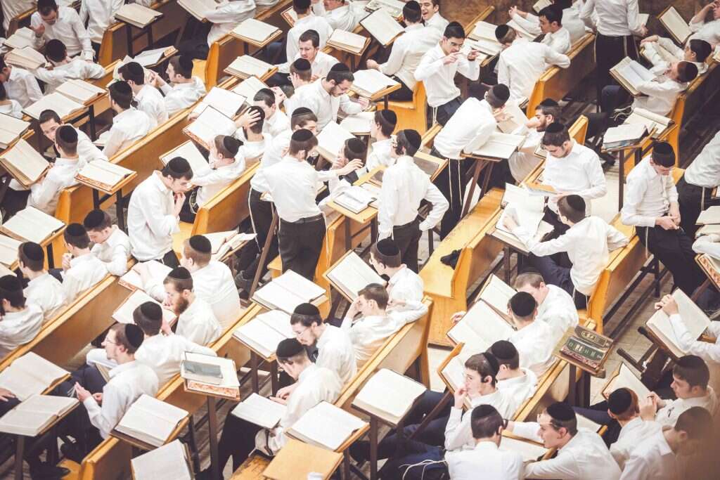אין סיכוי שהחברה החרדית תתפשר על גיוס בגיל 18. ישיבת פוניבז'. | חיים גולדברג, פלאש 90