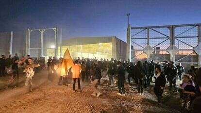 מעבר ארז, הערב