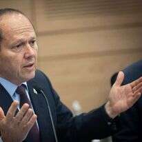 אין לו סמכות. ברקת. | יונתן זינדל, פלאש 90