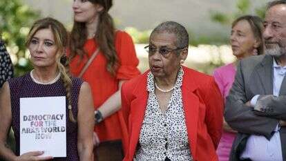 חברי ארגון DAWN מחוץ לשגרירות הסעודית בארה"ב. | Gemunu Amarasinghe, AP