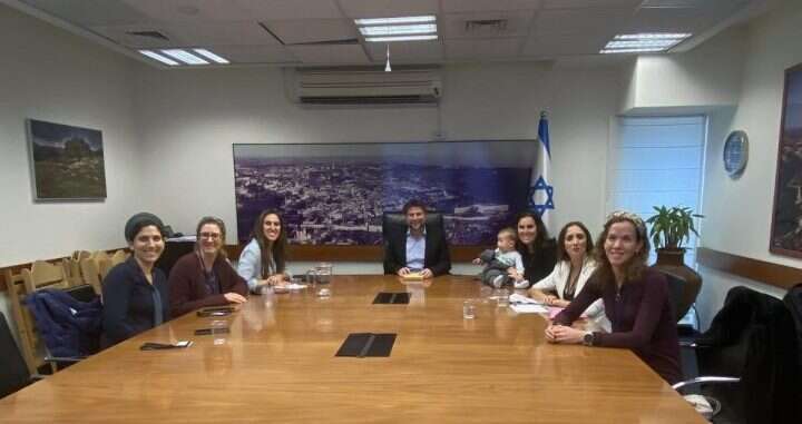 פורום נשות משרתי הקבע פורום נשות משרתי הקבע