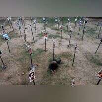 האנדרטה לחללי הנובה ליד רעים. | גטי אימג'ס