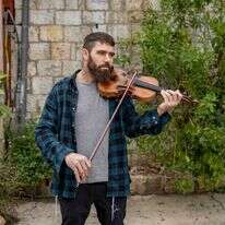 מרדכי שנוולד. | נעמה שטרן