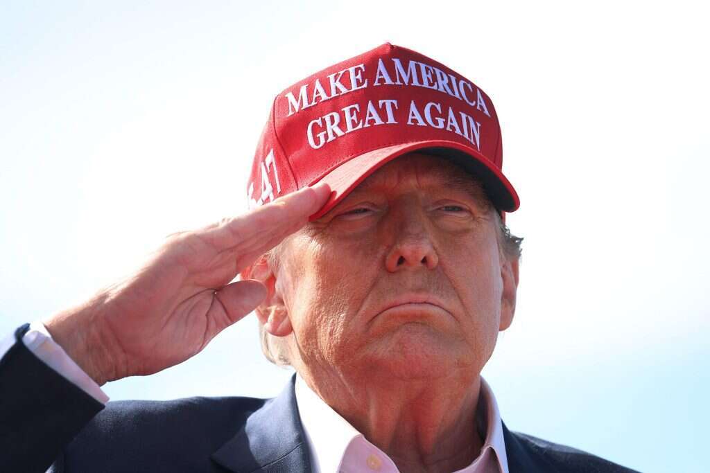 נשיא ארה"ב לשעבר דונלד טראמפ בכנס בחירות באוהיו. | EPA נשיא ארה"ב לשעבר דונלד טראמפ בכנס בחירות באוהיו. | EPA