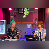 רחלי אנקרי ורוחמה בן יוסף - מעוררות אהבה. | אודי גליניק, סלון בן דוסא בתל אביב