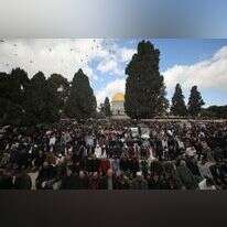 תפילת יום שישי במהלך חודש רמדאן בהר הבית. | EPA